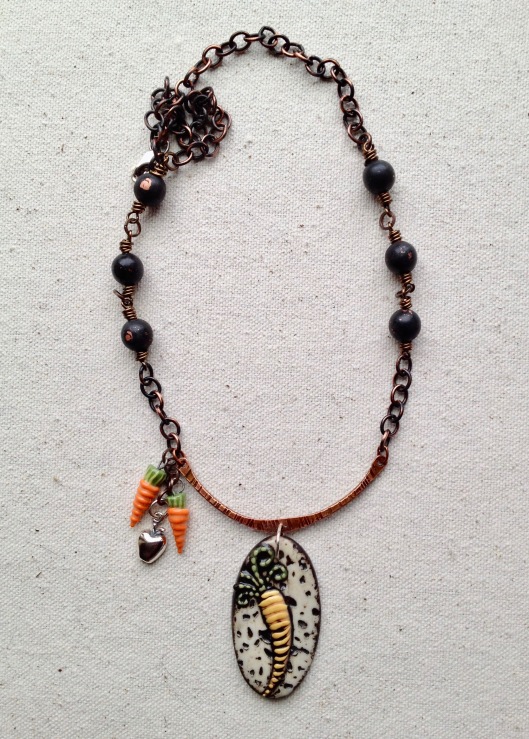 beadlove-carrot-and-apple-necklace